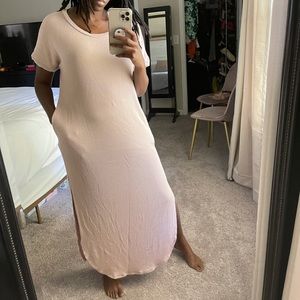 Ribbed Maxi Dress W/Pockets